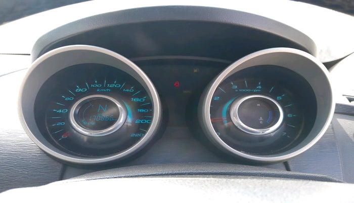 2016 Mahindra XUV500 W10, Diesel, Manual, 1,70,866 km, interior