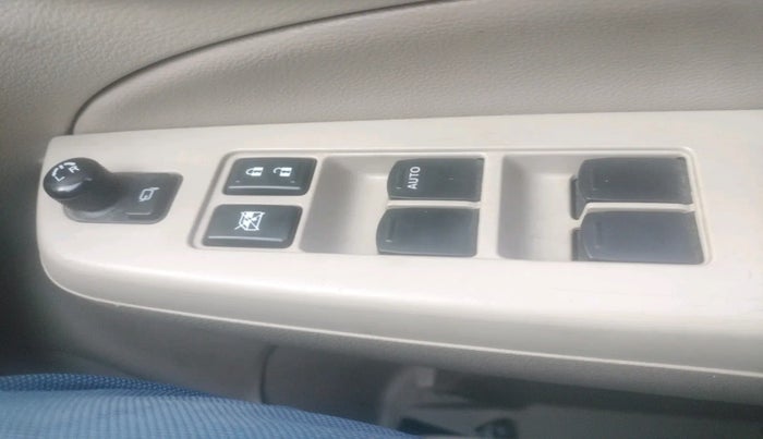 2019 Maruti Ciaz ALPHA  AT 1.5 SHVS PETROL, Petrol, Automatic, 43,449 km, interior