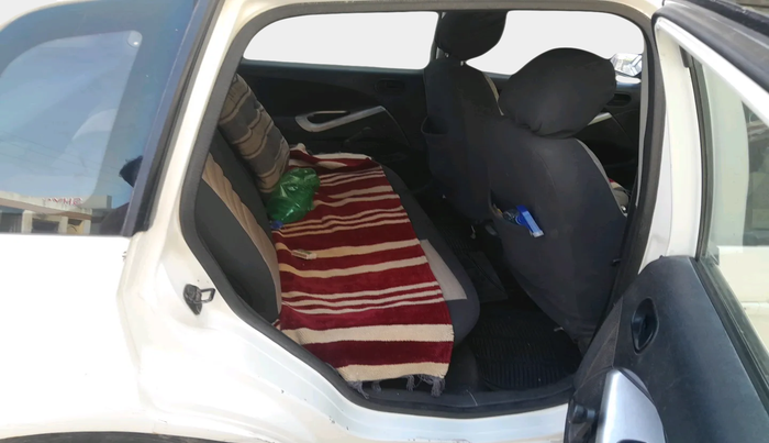 2010 Ford Figo TITANIUM 1.4 DIESEL, Diesel, Manual, 89,777 km, interior