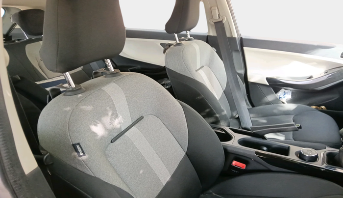 2023 Tata NEXON PURE SUNROOF 1.2 PETROL, Petrol, Manual, 18,302 km, interior