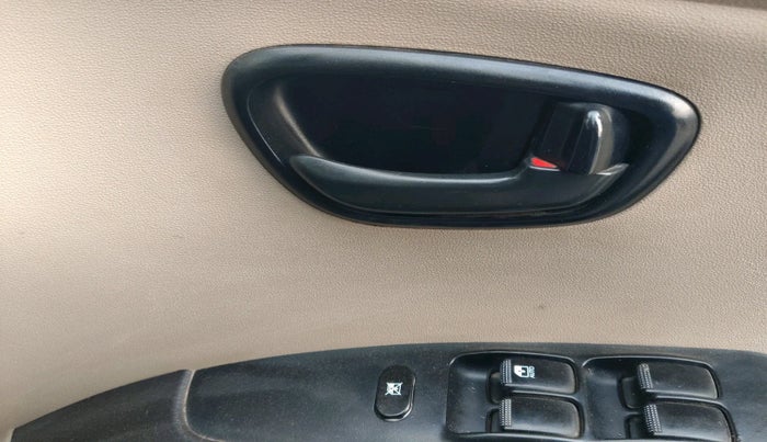 2015 Hyundai i10 MAGNA 1.1, Petrol, Manual, 64,410 km, interior