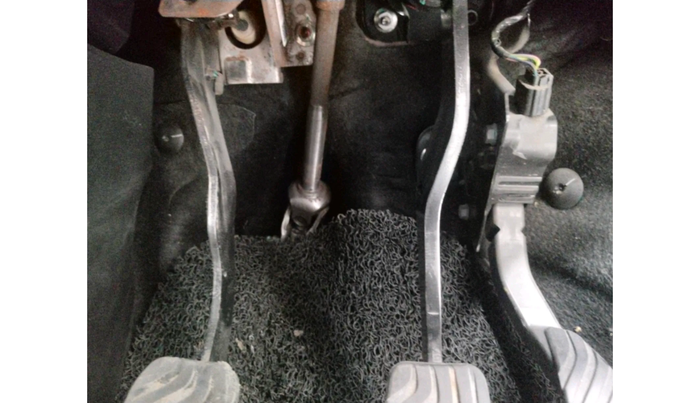 2021 Renault Kiger RXZ MT DUAL TONE, Petrol, Manual, 65,941 km, interior