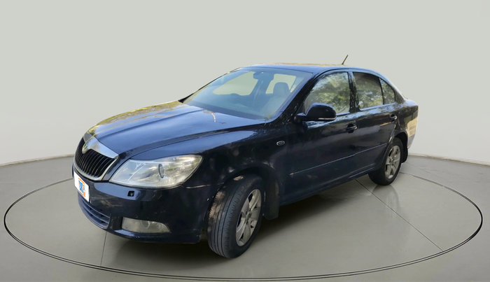 2013 Skoda Laura L&K 2.0 TDI AT, Diesel, Automatic, 2,51,891 km, exterior
