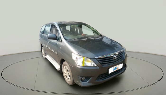 2013 Toyota Innova 2.5 G 8 STR, Diesel, Manual, 74,023 km, exterior