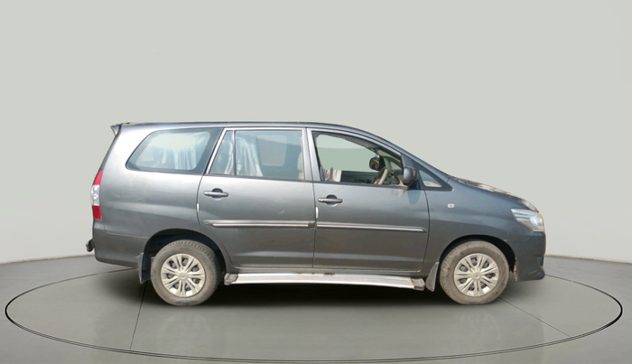 2013 Toyota Innova 2.5 G 8 STR, Diesel, Manual, 74,023 km, exterior