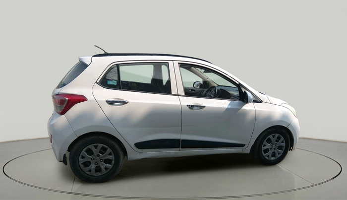 2014 Hyundai Grand i10 SPORTZ 1.1 CRDI, Diesel, Manual, 1,12,529 km, exterior