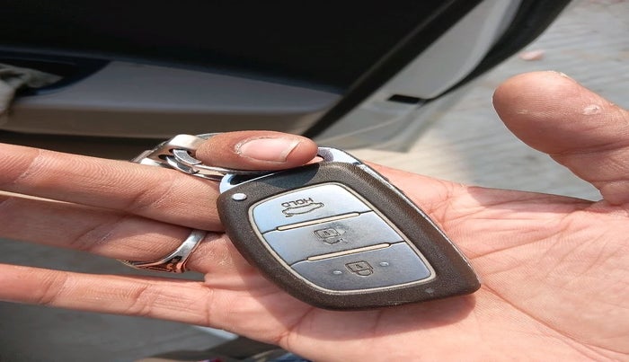 2014 Hyundai Grand i10 SPORTZ 1.1 CRDI, Diesel, Manual, 1,12,529 km, interior