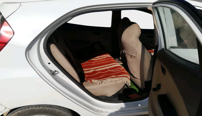 2014 Hyundai Eon ERA +, CNG, Manual, 91,699 km, interior