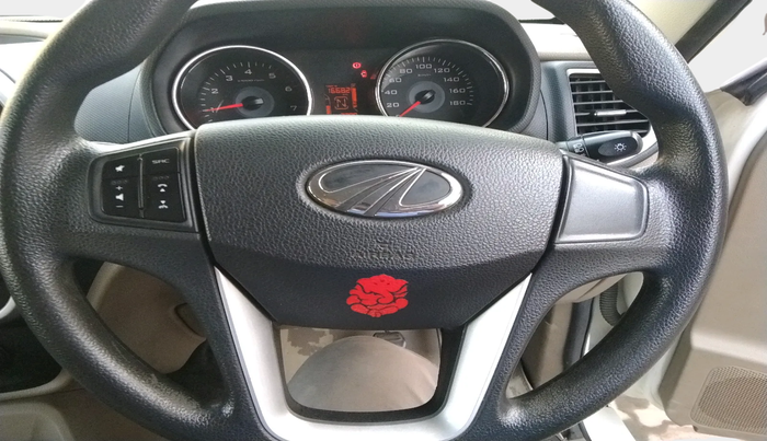 2016 Mahindra TUV300 T8, Diesel, Manual, 47,200 km, interior