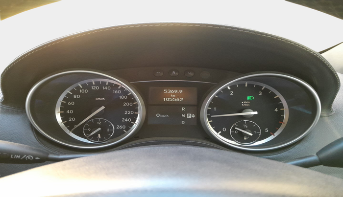 2010 Mercedes Benz Ml Class 350 CDI, Diesel, Automatic, 1,06,500 km, interior