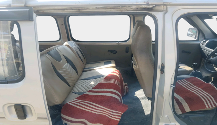 2010 Maruti Eeco 7 STR, Petrol, Manual, 1,12,267 km, interior