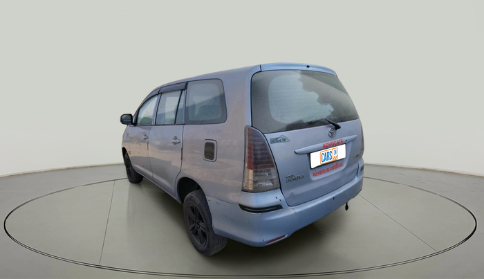 2011 Toyota Innova 2.5 G4 8 STR, Diesel, Manual, 1,67,861 km, exterior