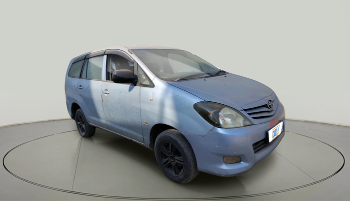 2011 Toyota Innova 2.5 G4 8 STR, Diesel, Manual, 1,67,861 km, exterior