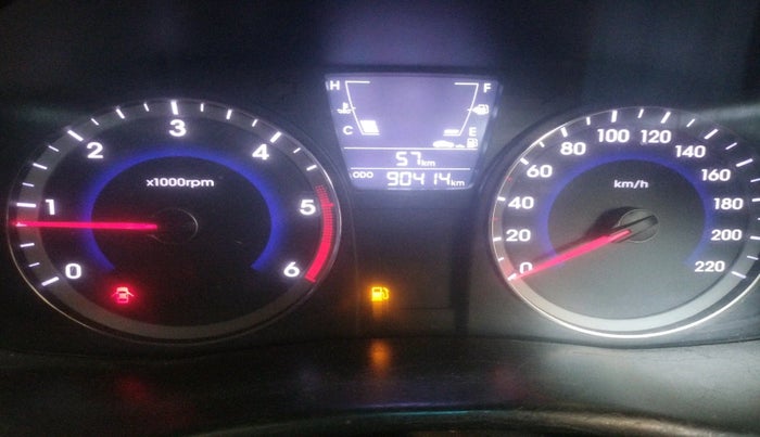 2014 Hyundai Verna FLUIDIC 1.6 CRDI SX, Diesel, Manual, 90,414 km, interior