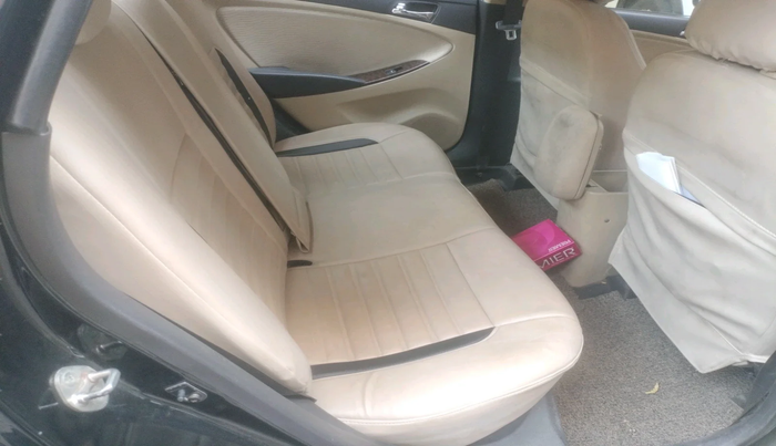 2014 Hyundai Verna FLUIDIC 1.6 CRDI SX, Diesel, Manual, 90,414 km, interior