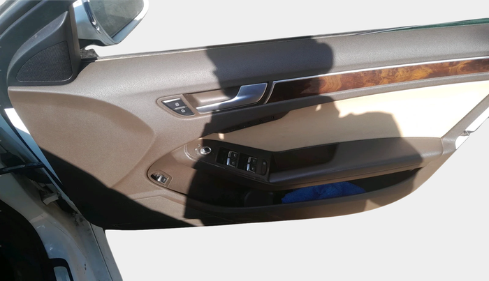 2012 Audi A4 2.0 TDI, Diesel, Automatic, 87,623 km, interior