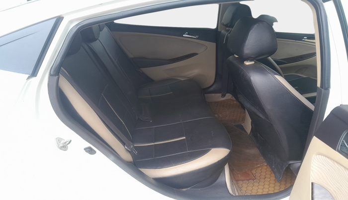 2012 Hyundai Verna FLUIDIC 1.6 CRDI SX, Diesel, Manual, 1,21,359 km, interior