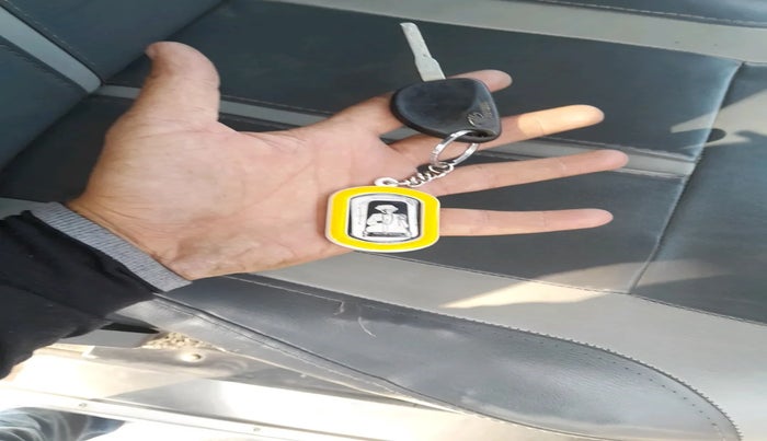 2010 Mahindra Scorpio VLX 2WD AT, Diesel, Automatic, 1,17,199 km, interior