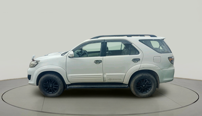 2012 Toyota Fortuner 3.0 4X4 MT, Diesel, Manual, 1,24,013 km, exterior