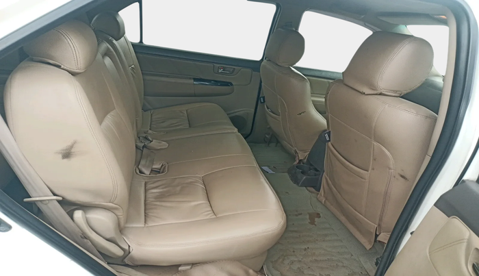 2012 Toyota Fortuner 3.0 4X4 MT, Diesel, Manual, 1,24,013 km, interior