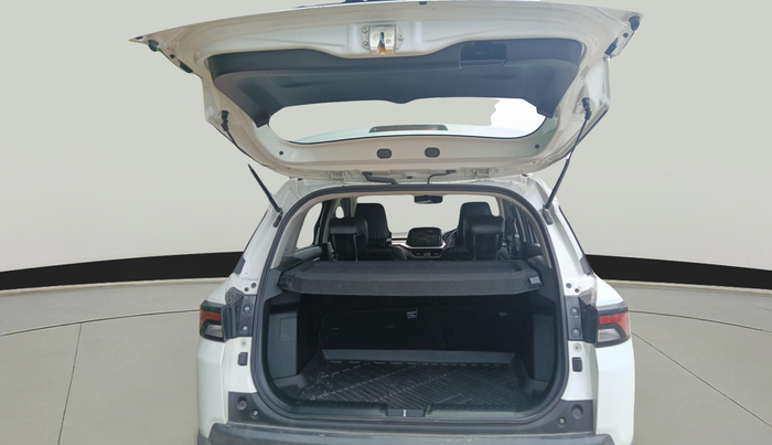 2022 Maruti BREZZA ZXI + SMART HYBRID, Petrol, Manual, 41,361 km, exterior