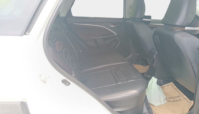 2022 Maruti BREZZA ZXI + SMART HYBRID, Petrol, Manual, 41,361 km, interior