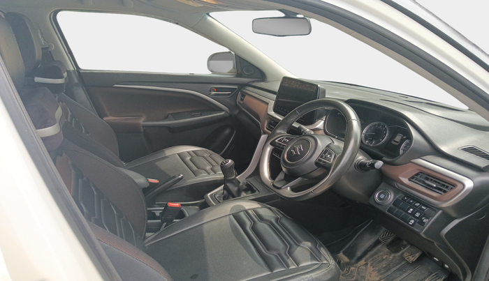 2022 Maruti BREZZA ZXI + SMART HYBRID, Petrol, Manual, 41,361 km, interior