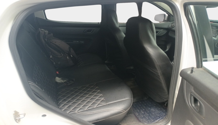 2024 Renault Kwid RXT 1.0, Petrol, Manual, 7,553 km, interior