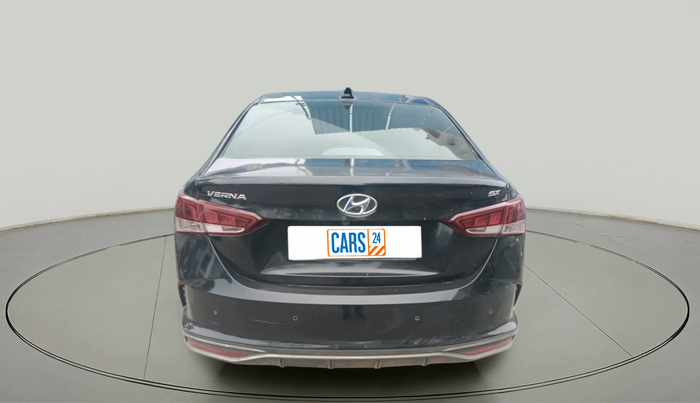 2020 Hyundai Verna SX 1.5 CRDI, Diesel, Manual, 90,689 km, exterior