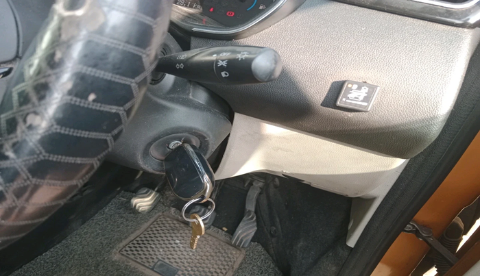 2020 Renault TRIBER RXT, Petrol, Manual, 1,04,715 km, interior