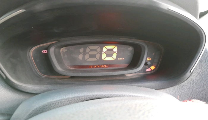 2015 Renault Kwid RXT 0.8, Petrol, Manual, 1,14,440 km, interior