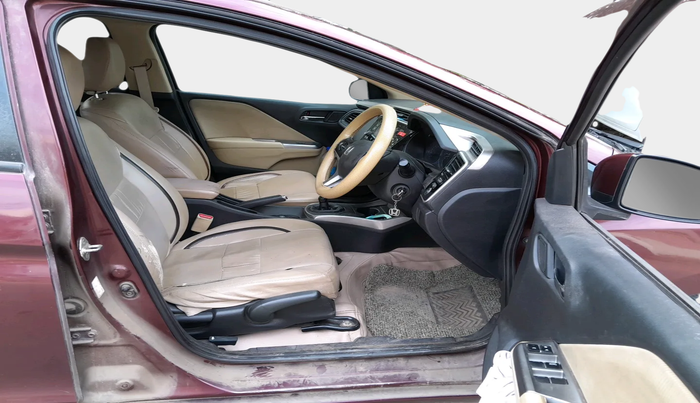 2014 Honda City 1.5L I-DTEC V, Diesel, Manual, 2,43,779 km, interior