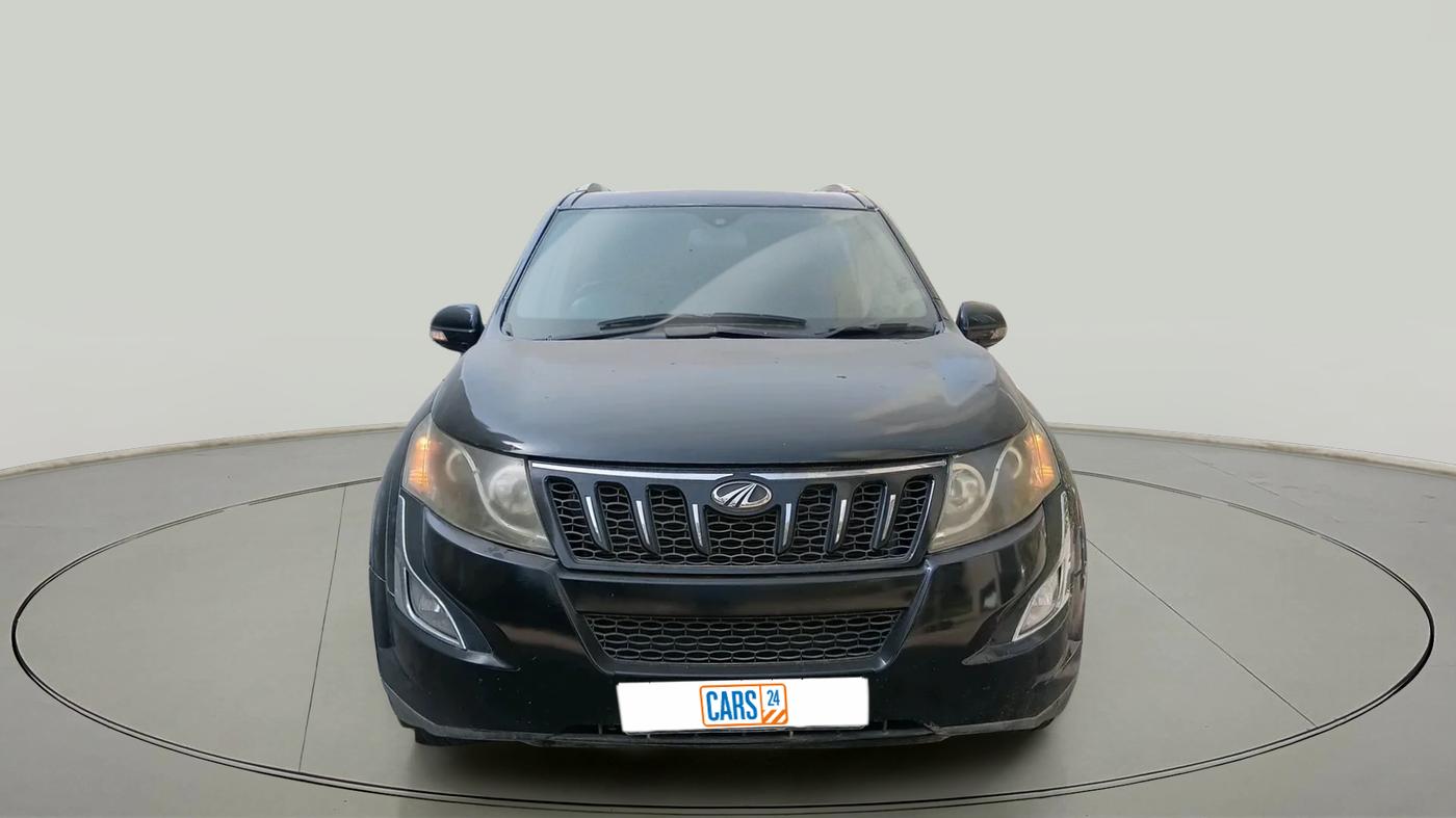 2016 Mahindra XUV500 W10 AT, Diesel, Automatic, 1,76,210 km, exterior
