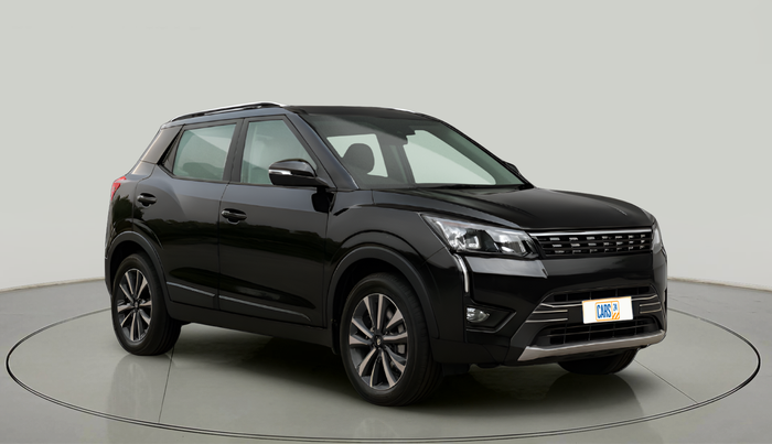 2021 Mahindra XUV300 W8 (O) 1.2 PETROL, Petrol, Manual, 62,093 km, exterior