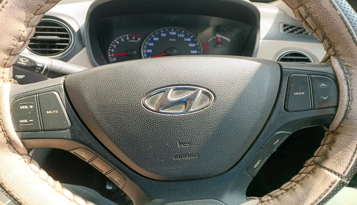 2017 Hyundai Xcent SX 1.2, Petrol, Manual, 59,353 km, interior