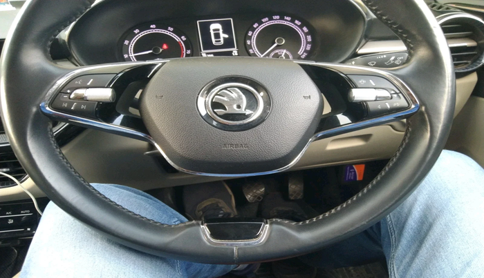 2023 Skoda SLAVIA AMBITION 1.0L TSI MT, Petrol, Manual, 35,266 km, interior