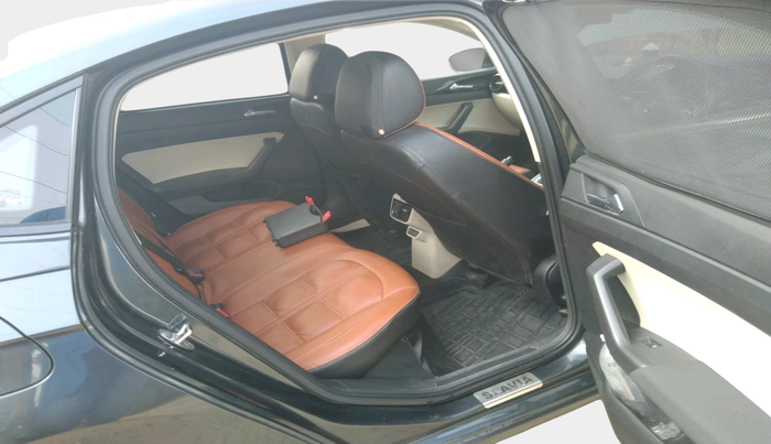 2023 Skoda SLAVIA AMBITION 1.0L TSI MT, Petrol, Manual, 35,266 km, interior