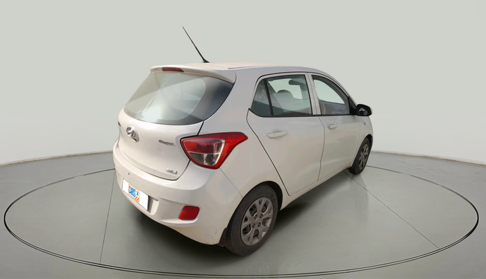 2016 Hyundai Grand i10 MAGNA 1.2 KAPPA VTVT, Petrol, Manual, 1,26,847 km, exterior