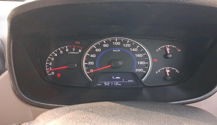 2017 Hyundai Grand i10 SPORTZ 1.2 KAPPA VTVT, Petrol, Manual, 92,112 km, interior