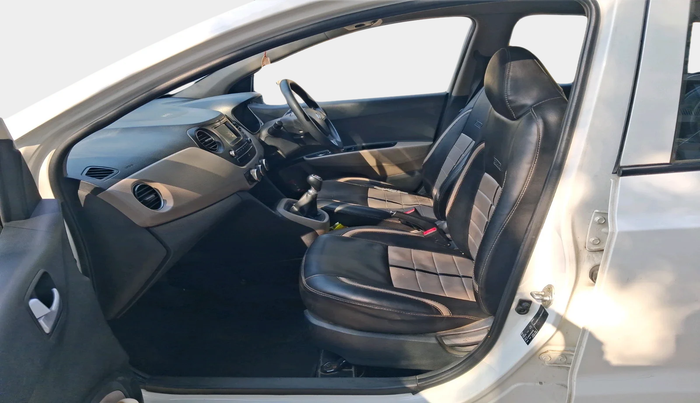 2017 Hyundai Grand i10 SPORTZ 1.2 KAPPA VTVT, Petrol, Manual, 92,112 km, interior