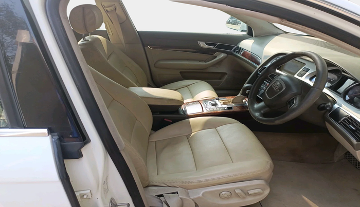 2011 Audi A6 2.7 TDI, Diesel, Automatic, 1,70,981 km, interior