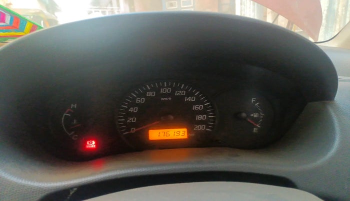 2010 Maruti Swift LXI, Petrol, Manual, 1,76,193 km, interior