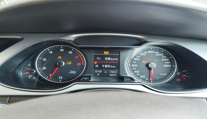 2015 Audi A4 1.8 TFSI PREMIUM, Petrol, Automatic, 67,107 km, interior