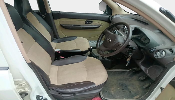 2011 Hyundai Santro Xing GL PLUS, Petrol, Manual, 97,903 km, interior