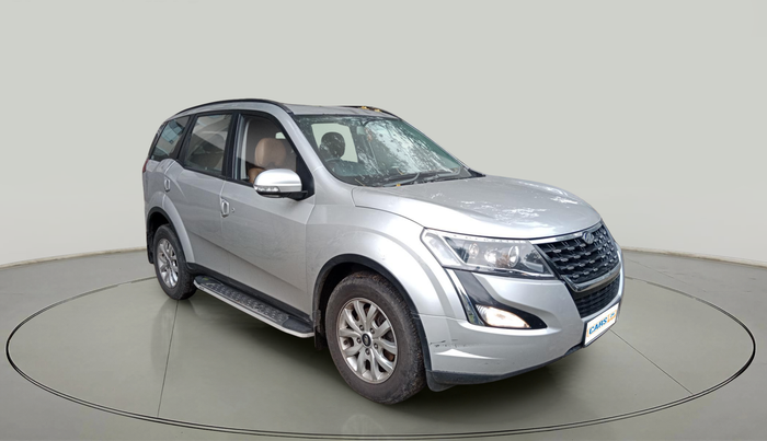 2020 Mahindra XUV500 W9, Diesel, Manual, 90,772 km, exterior