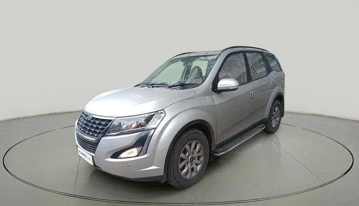 2020 Mahindra XUV500 W9, Diesel, Manual, 90,772 km, exterior