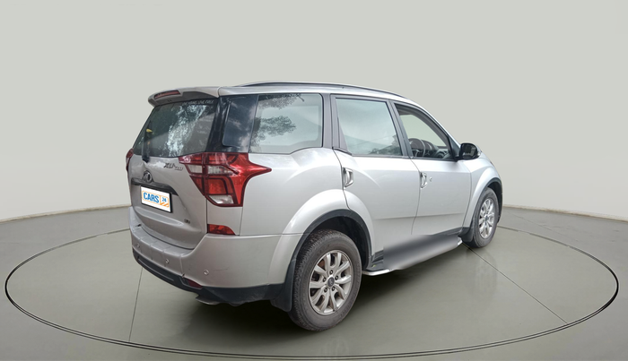 2020 Mahindra XUV500 W9, Diesel, Manual, 90,772 km, exterior