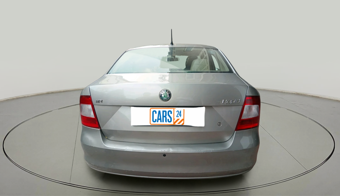 2012 Skoda Rapid 1.6 MPI ACTIVE, Petrol, Manual, 1,35,866 km, exterior