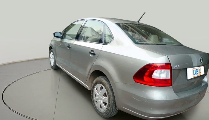2012 Skoda Rapid 1.6 MPI ACTIVE, Petrol, Manual, 1,35,866 km, exterior