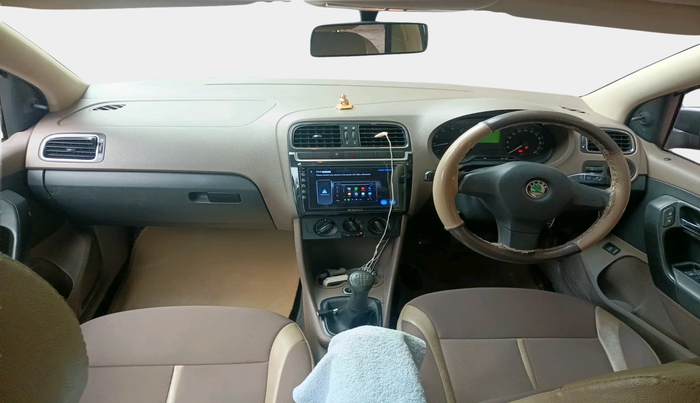 2012 Skoda Rapid 1.6 MPI ACTIVE, Petrol, Manual, 1,35,866 km, interior